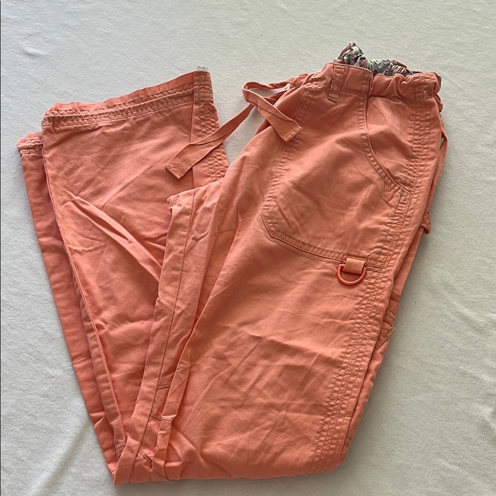 Koi Coral Cargo scrub Pants size xs tall